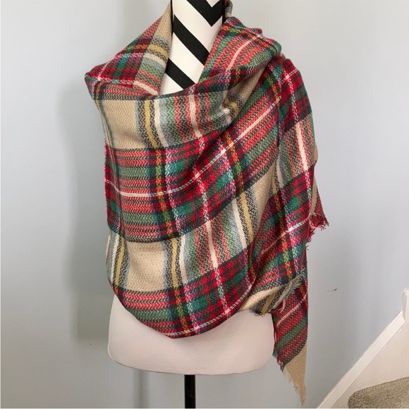 Tartan Plaid Blanket Scarf/Wrap - Picture 4 of 7